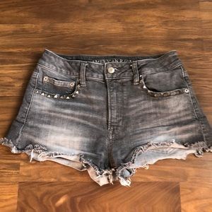 grey distressed american eagle shorts
